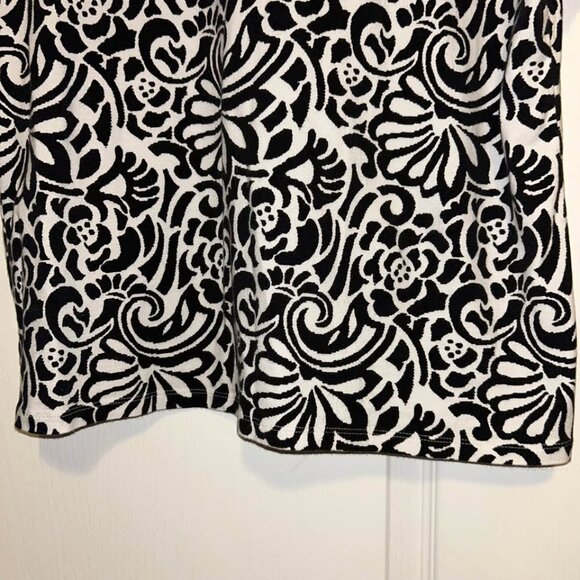Talbots black and white floral roses print scroll tee shirt woman's XLP - Picture 4 of 6